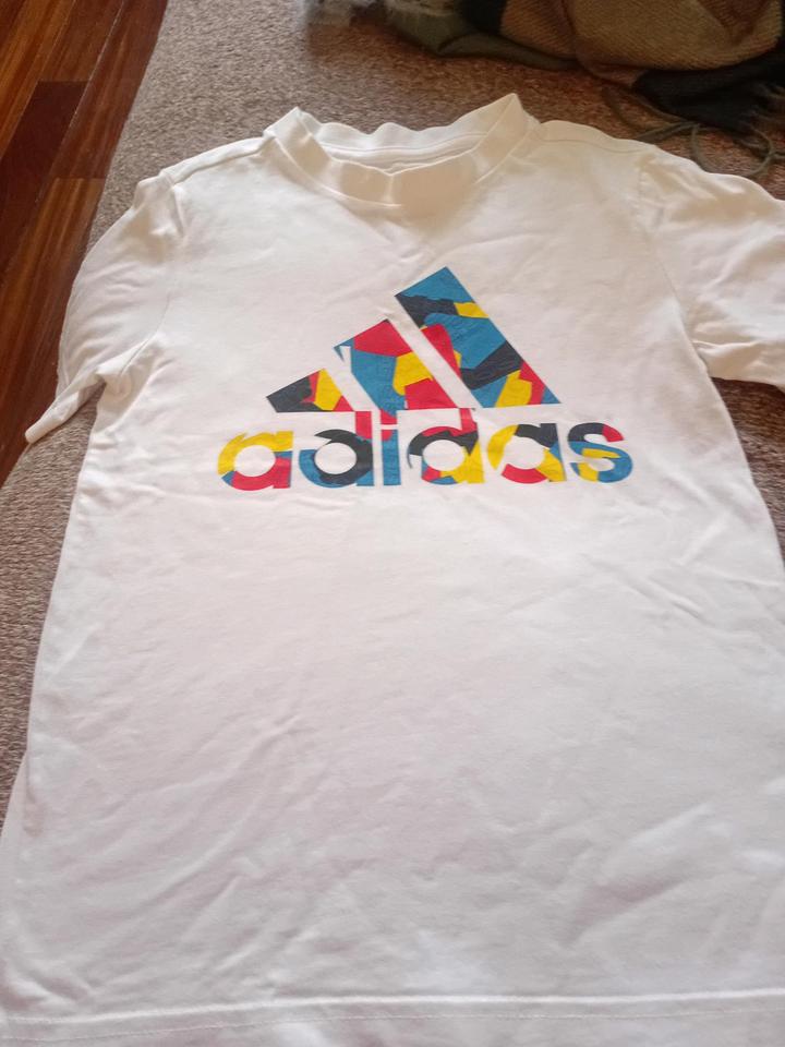 Adidas Футболка дет.,на 7-8 лет,новая.