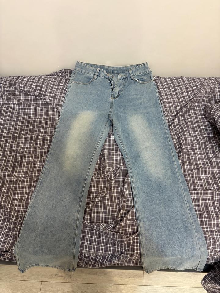 jeans