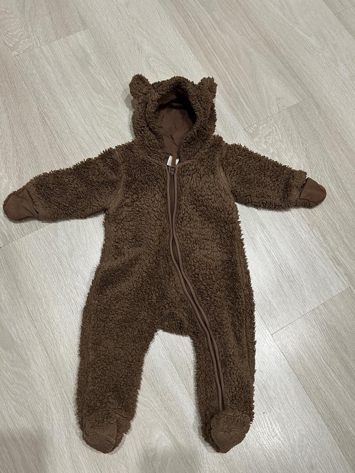 Комбинезон H&M с ушками