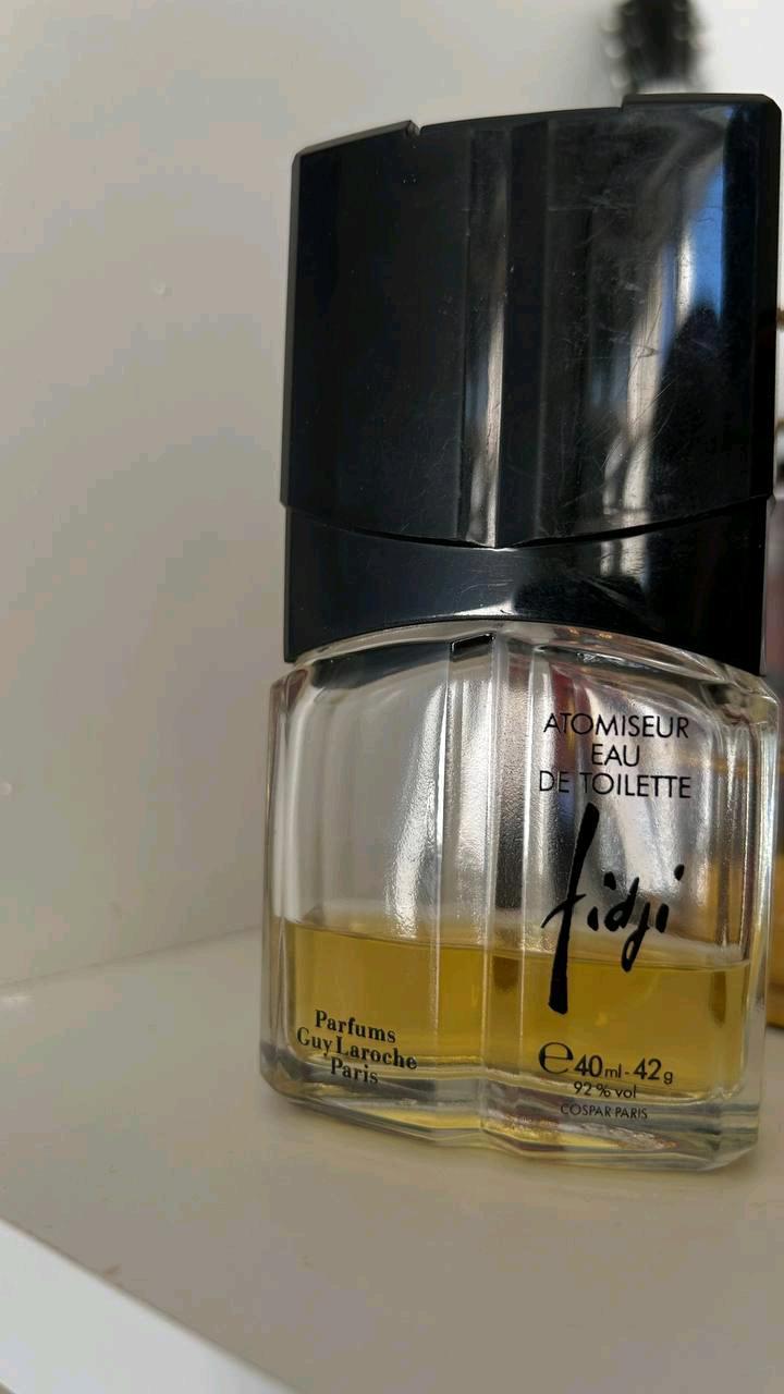 Guy Laroche Fidji EDT,старая формула. Оригинал.