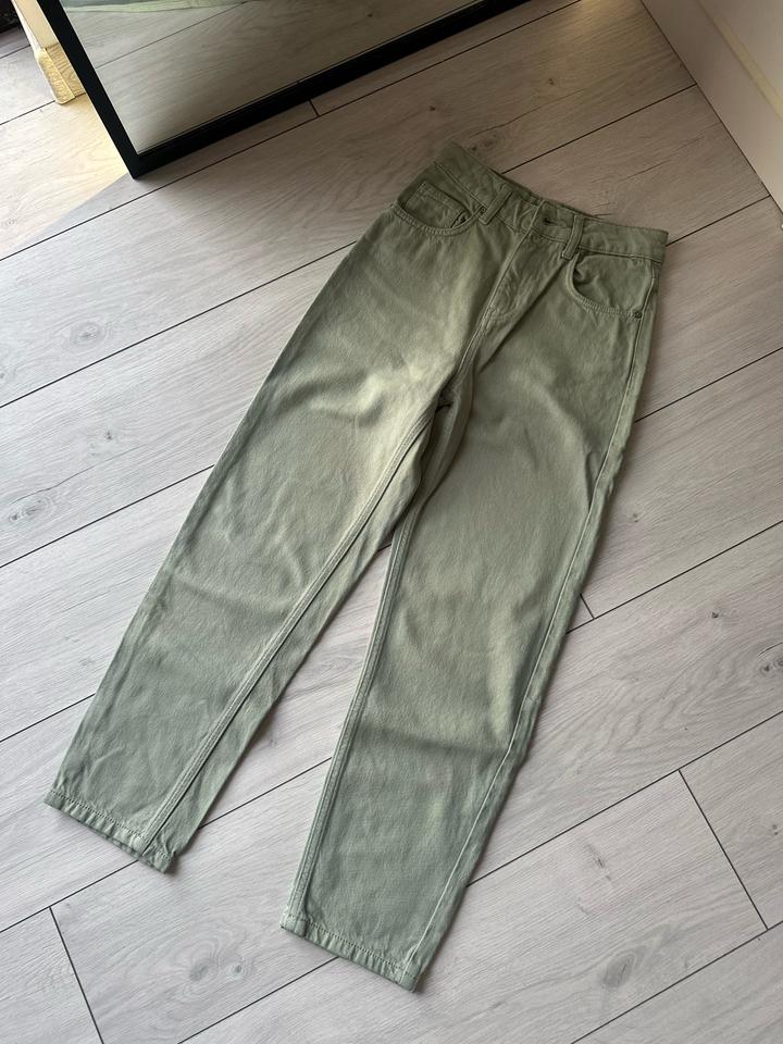 Джинсы United Colors of Benetton