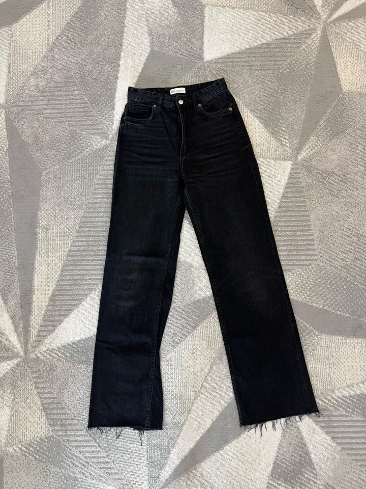 Черные джинсы на высокой посадке Zara 36