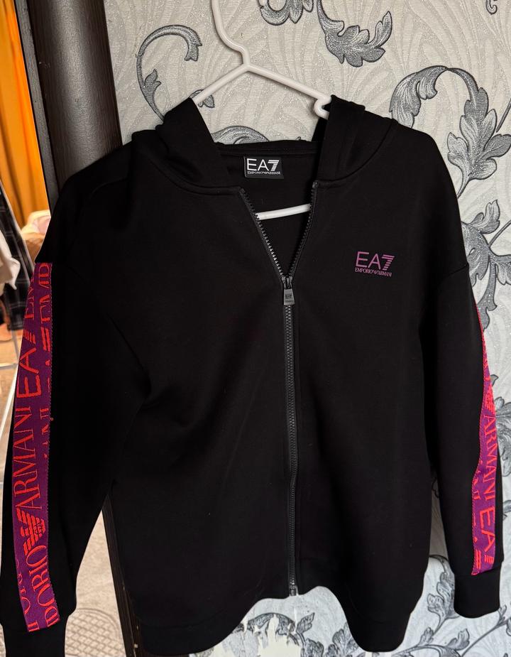 EA7