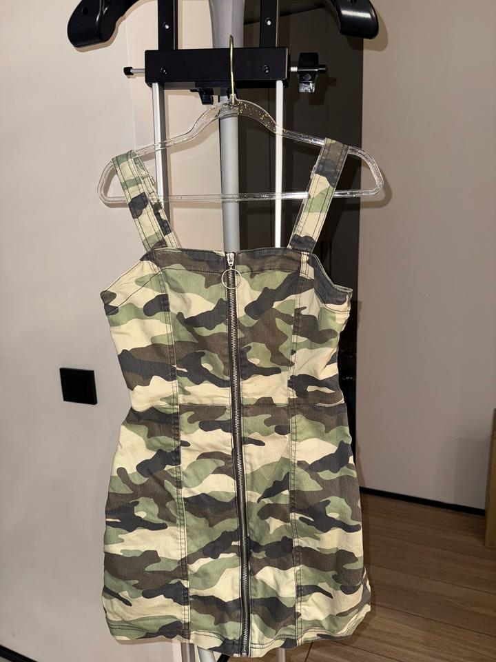 H&M Сарафан в стиле милитари
