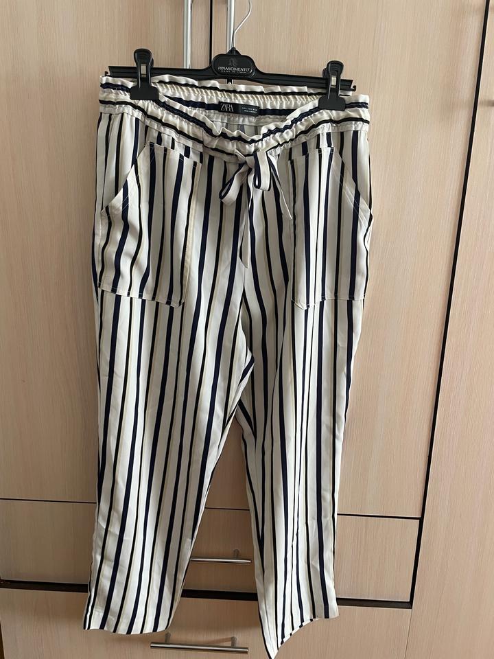 Брюки ZARA в полоску