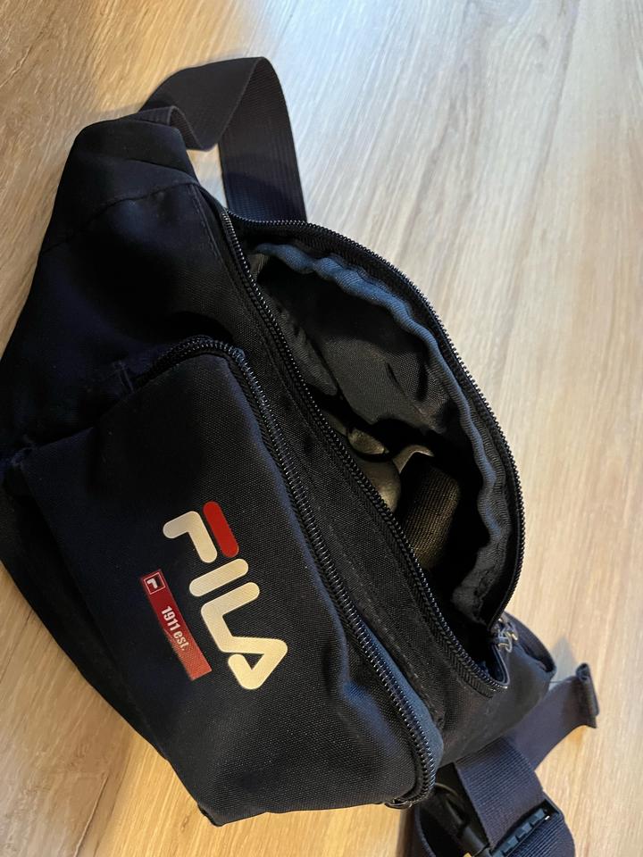 FILA