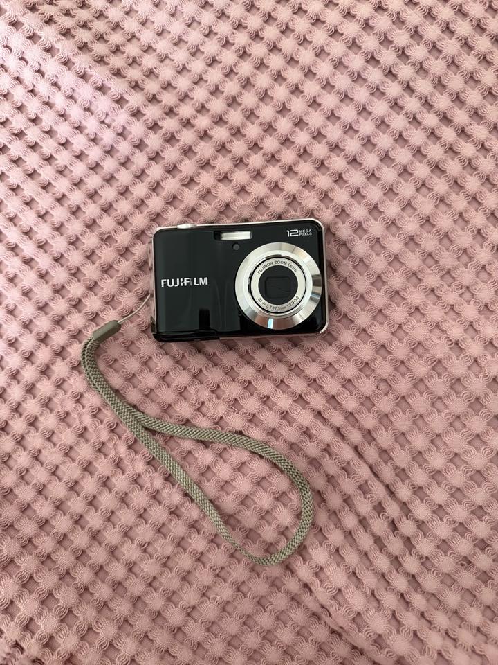 Fujifilm FinePix 12 MP цифровая камера