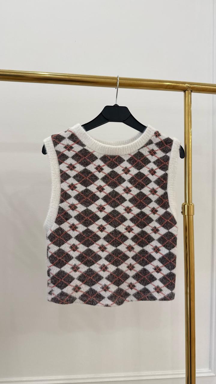 Жилет Bershka в ромб