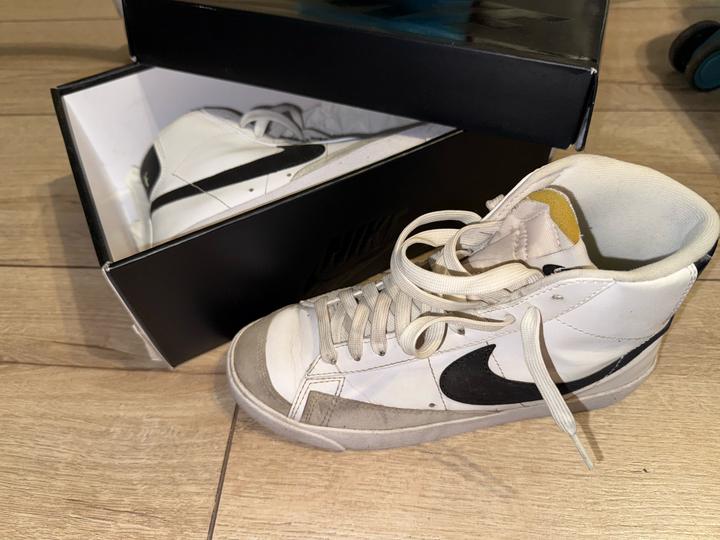 Nike