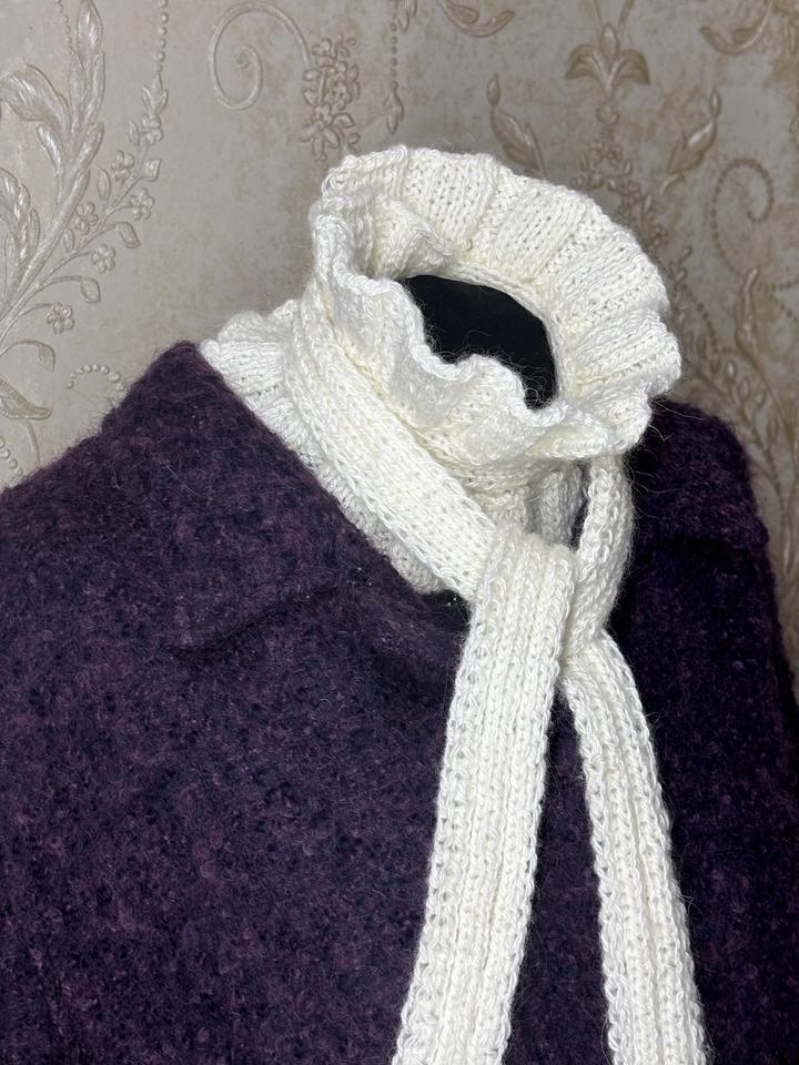 Handmade (ручная работа) Шея надежно защищена от ветра и холода!