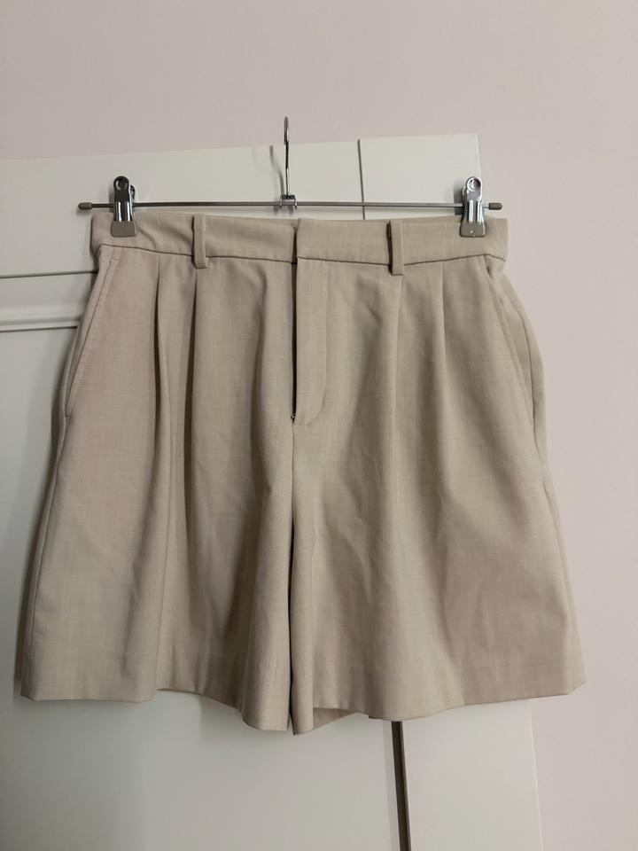 Шорты Uniqlo