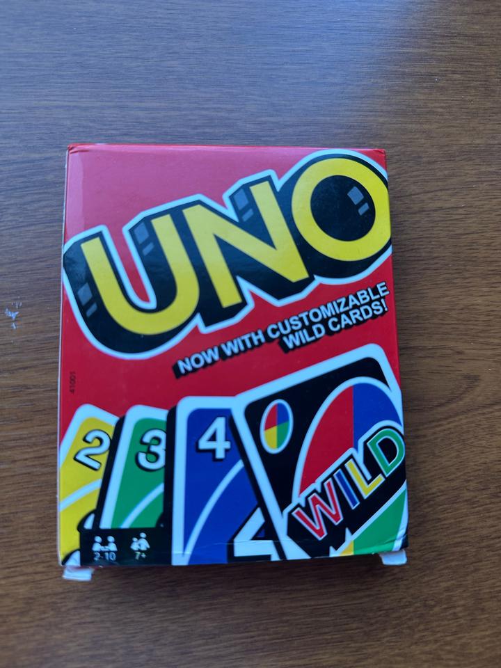 Карта UNO