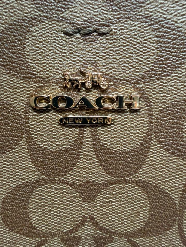 Coach