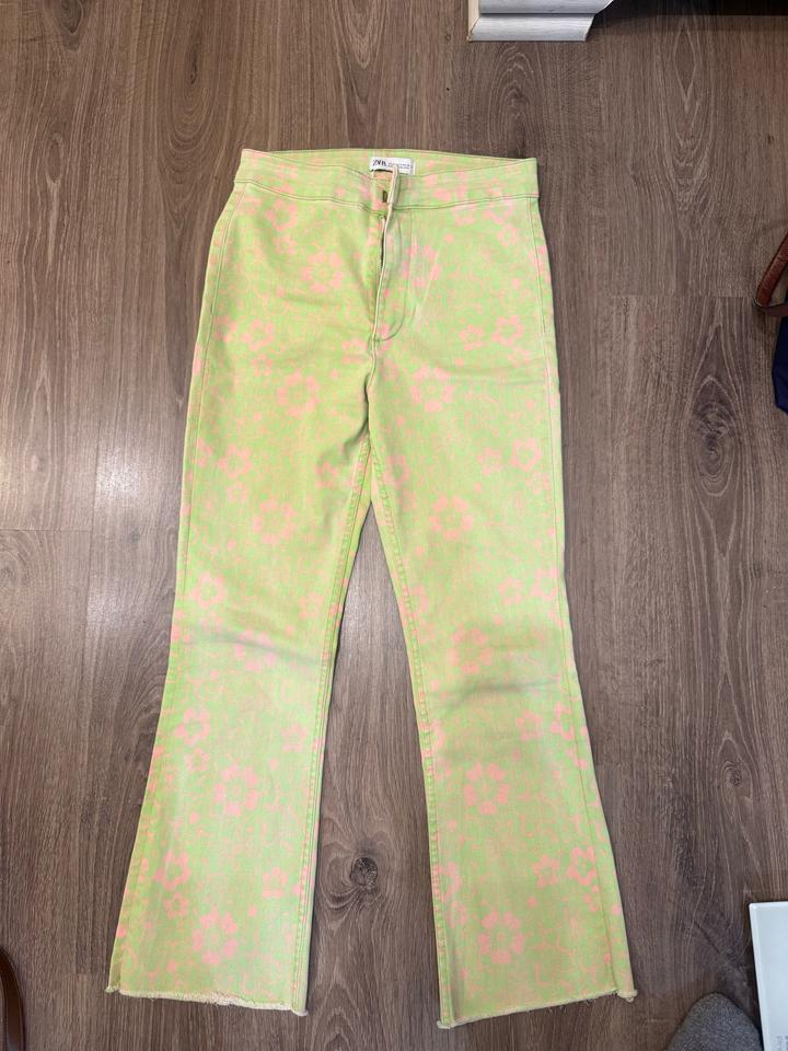 Джинсы клеш ZARA