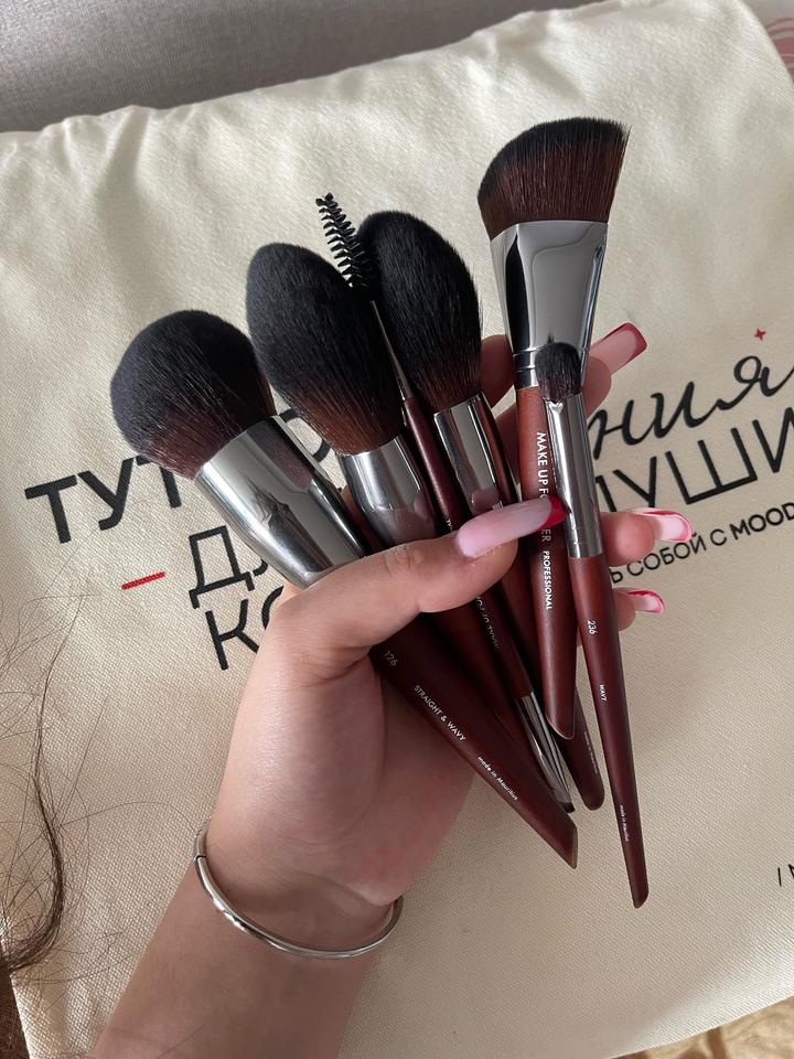 MAKE UP FOR EVER
