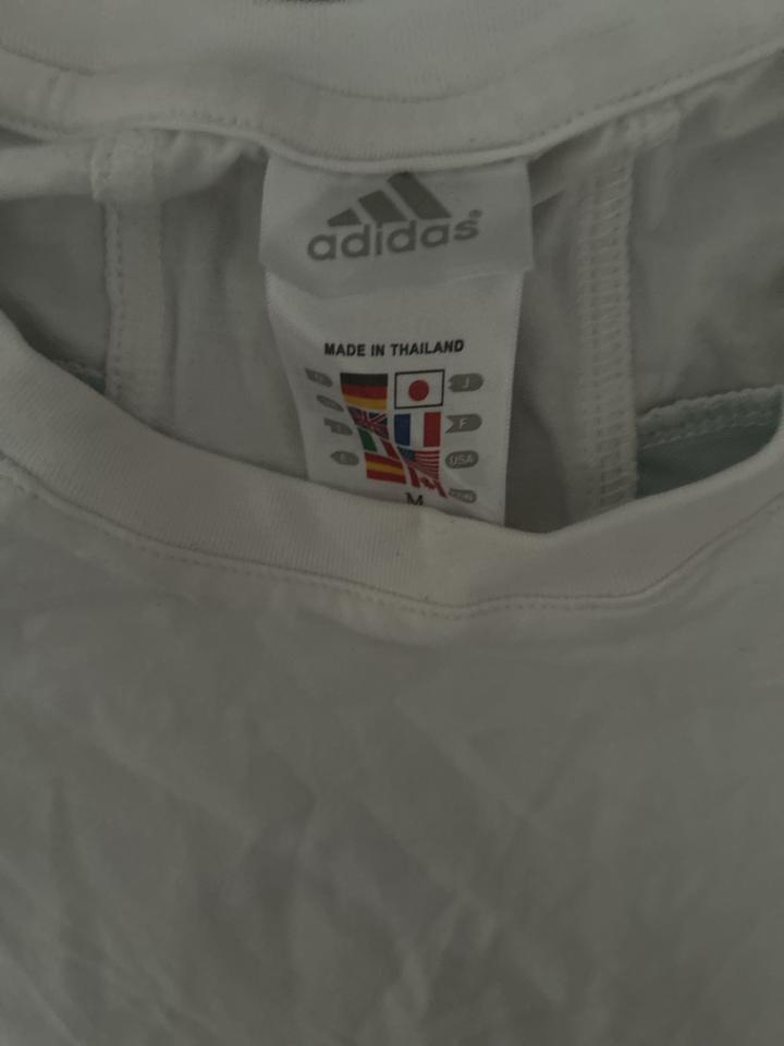 Футболка adidas