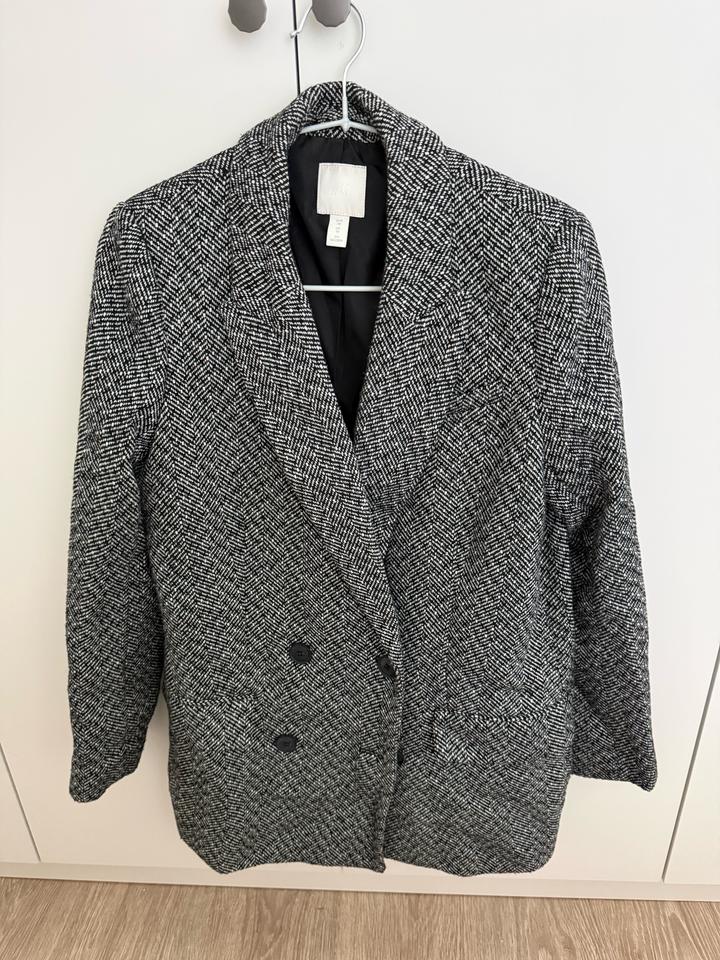 H&M