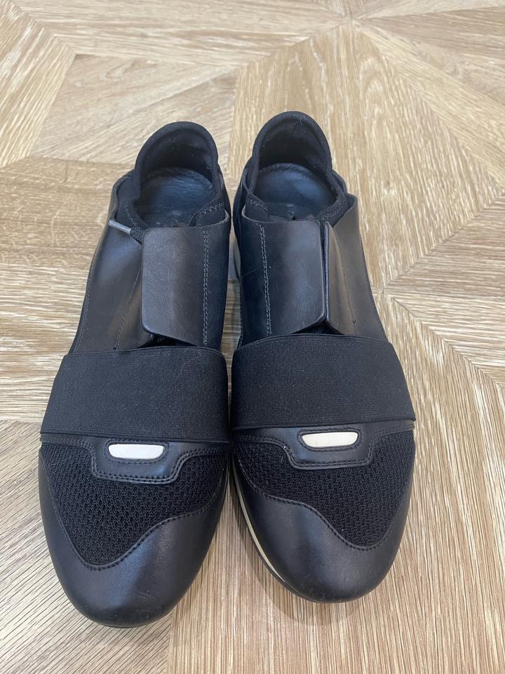 кроссовки Balenciaga оригинал.Размер 40.Невероятно мягкая кожа