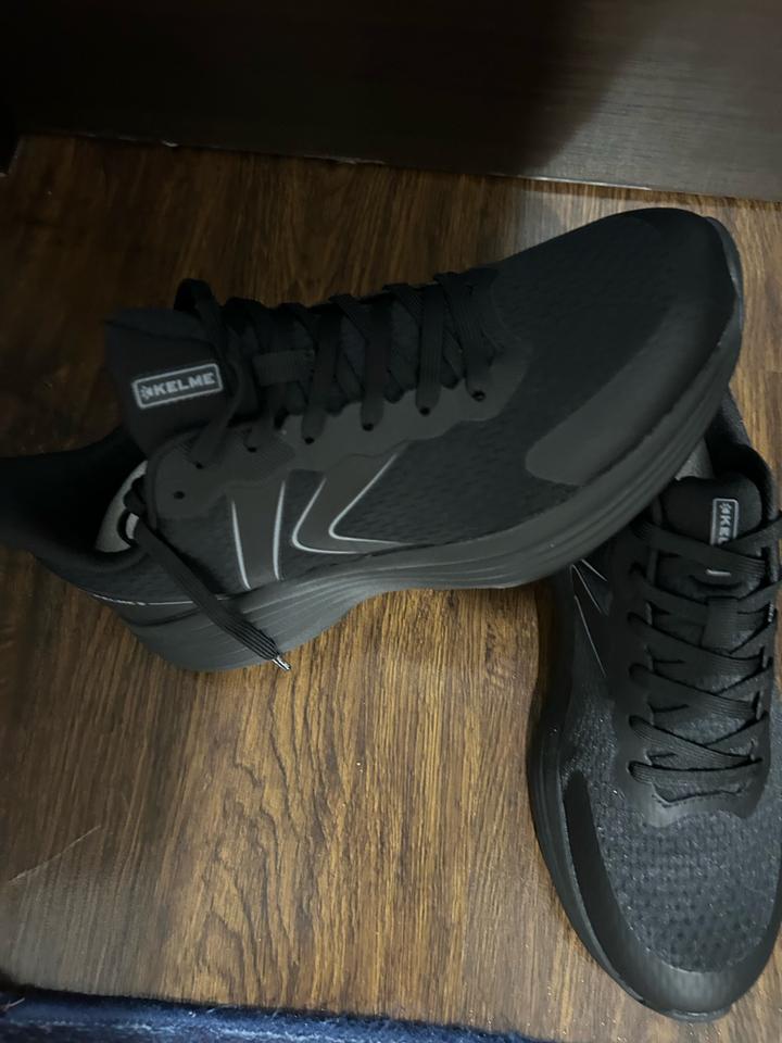 Кроссовки KELME