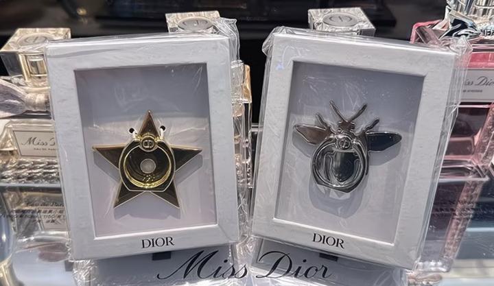 Dior держатель для телефона