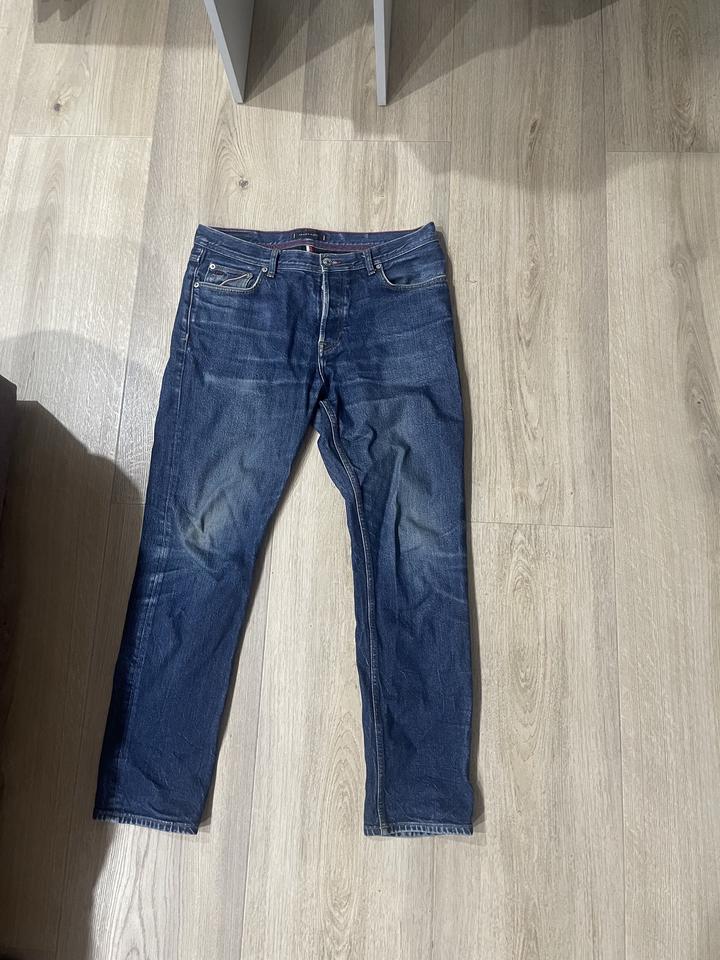 Tommy Hilfiger