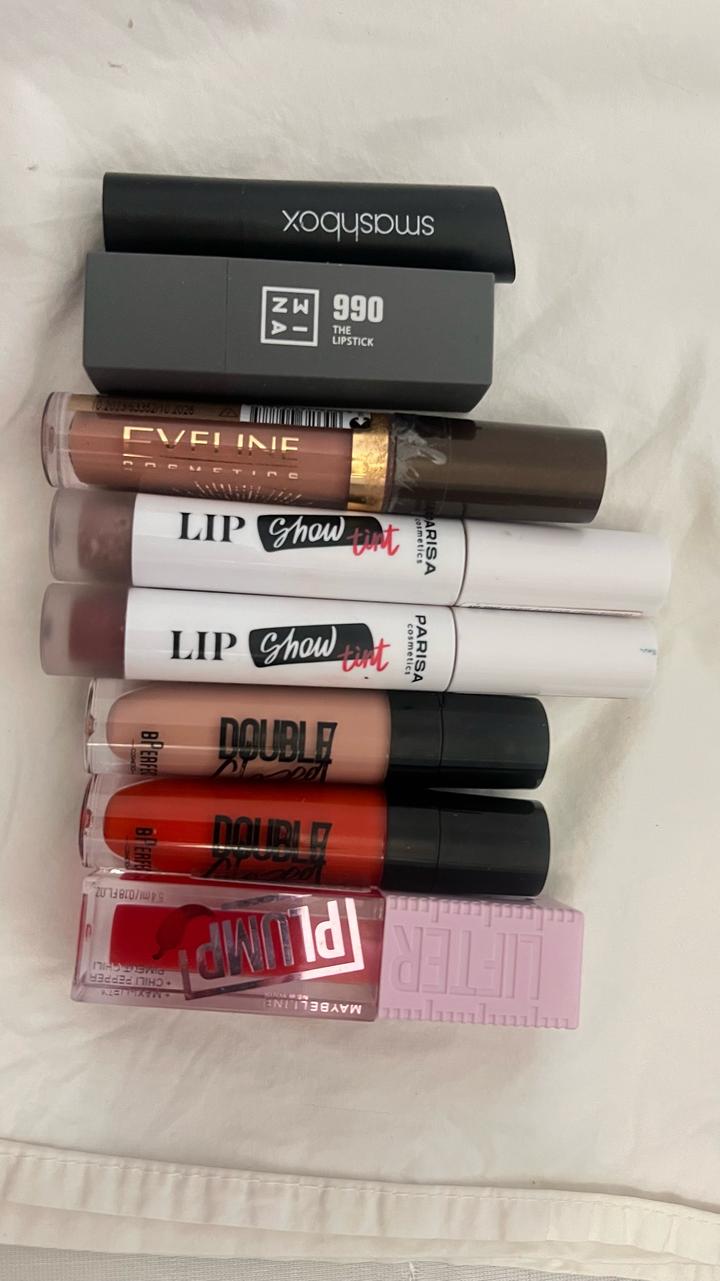 Maybelline New York Набор блесков и помад новые