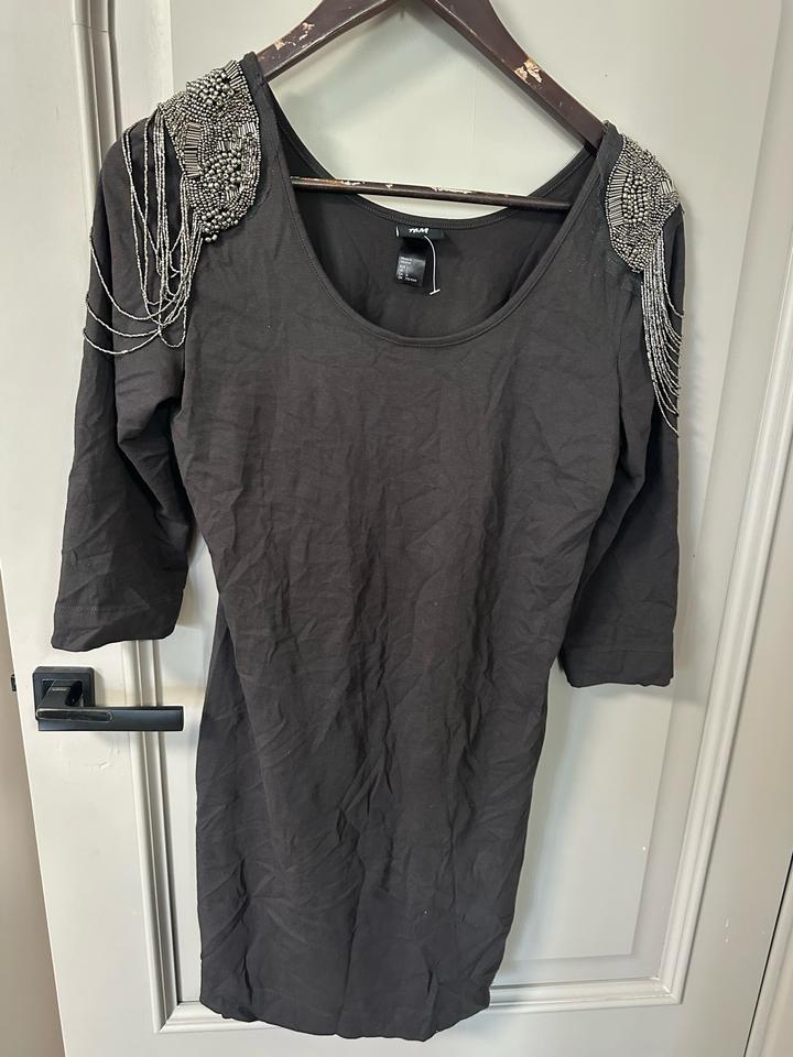 Платье H&M с бисерным декором