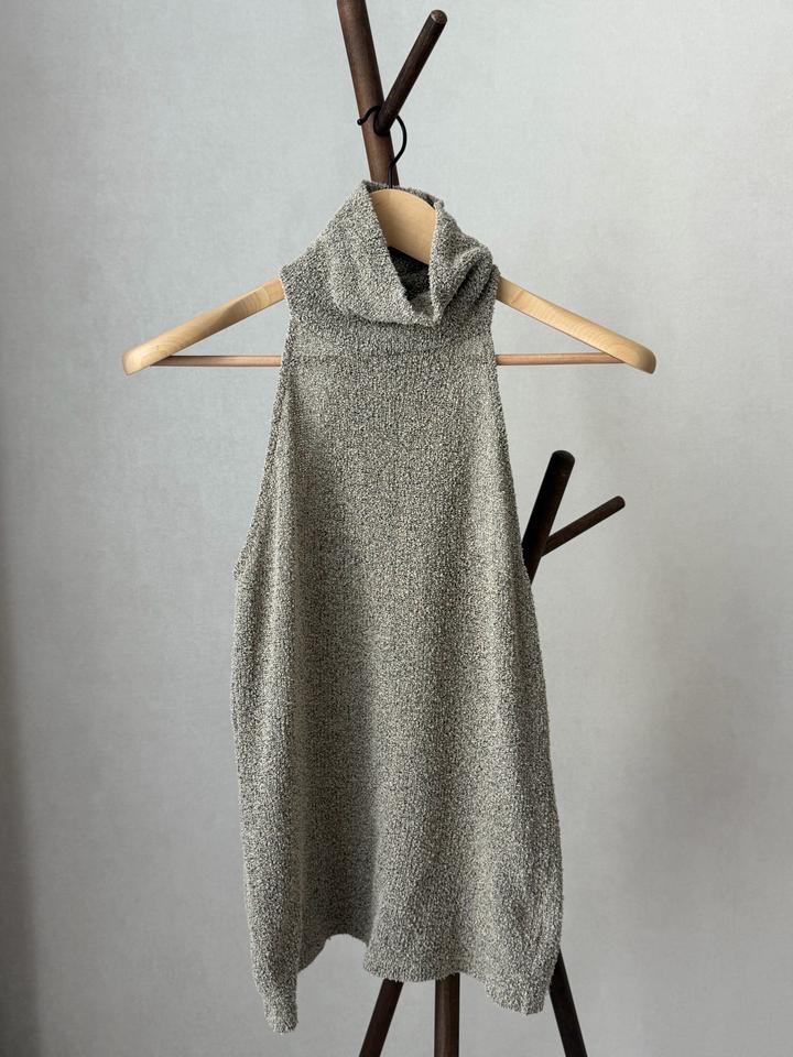 Топ Massimo Dutti