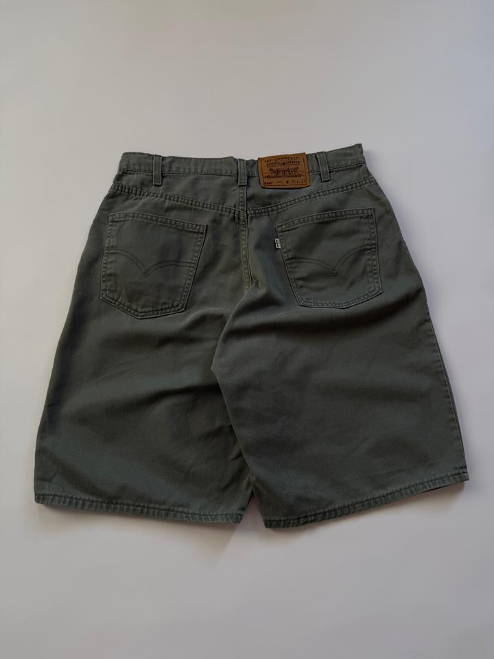 Levi's