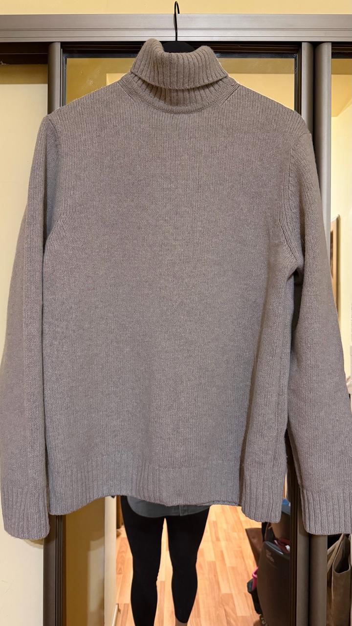 Свитер Zara из шерсти