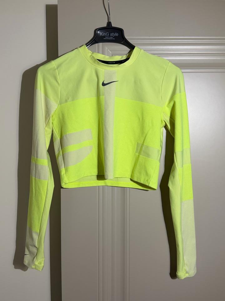 Nike спортивный лонгслив