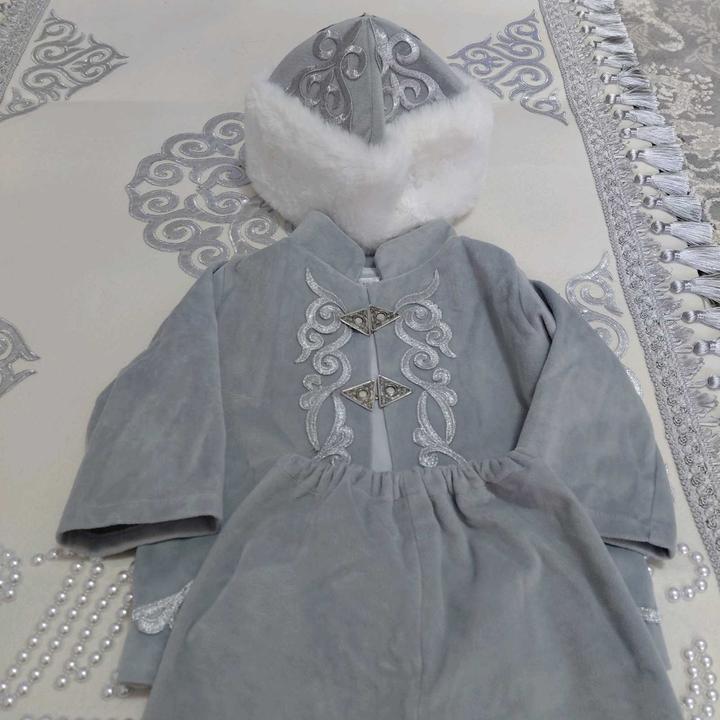 Продам национальный костюм на мальчика на годик