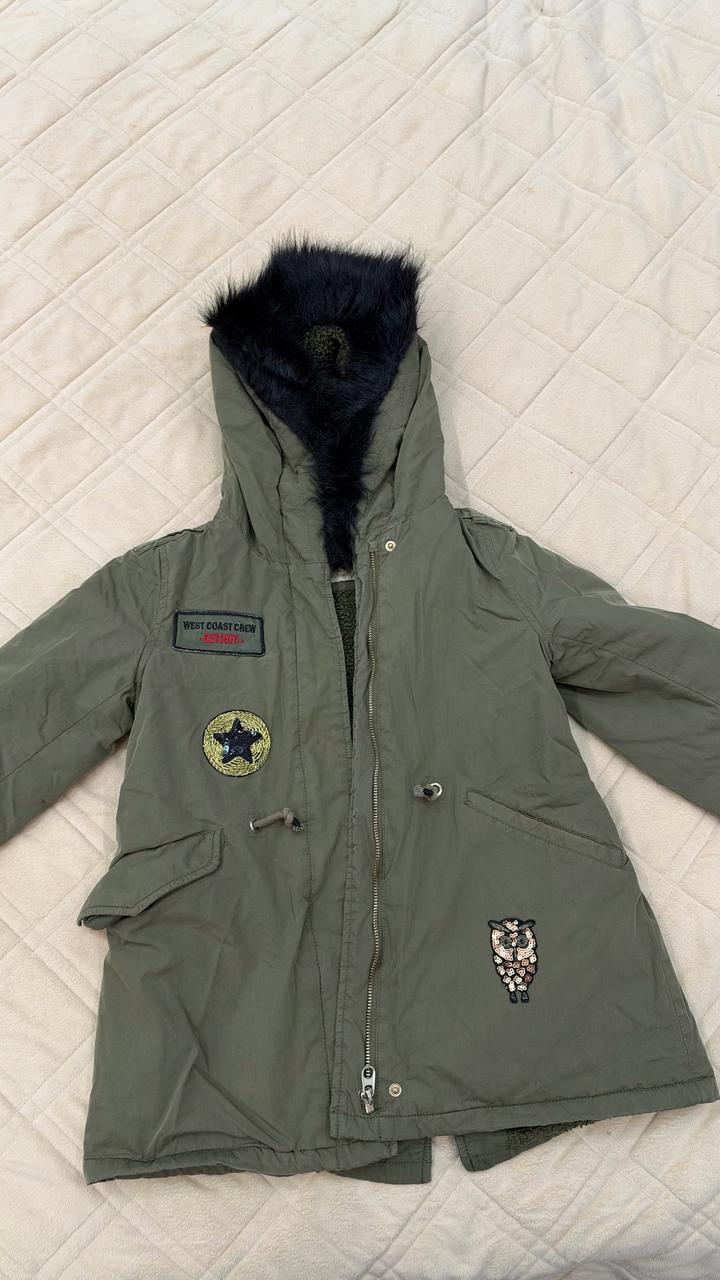 куртка Zara Girls с капюшоном на меху