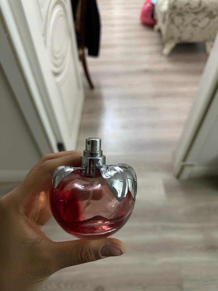 NINA RICCI