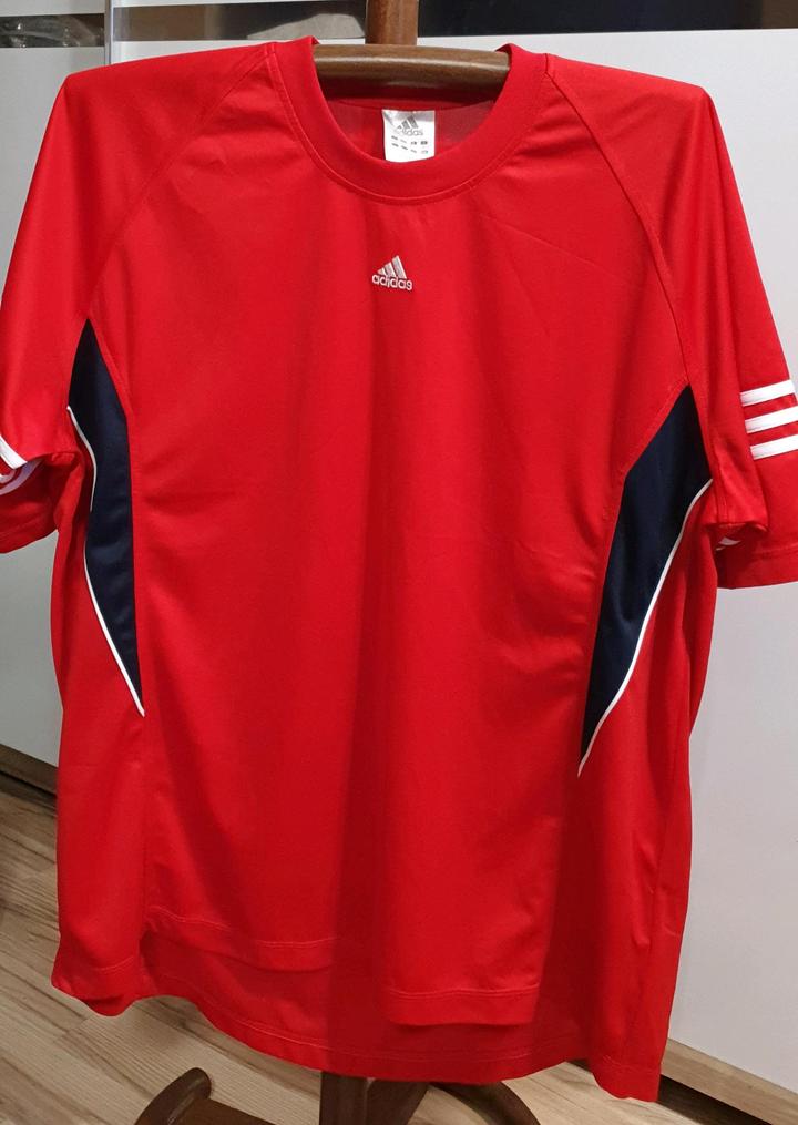 Футболка Adidas