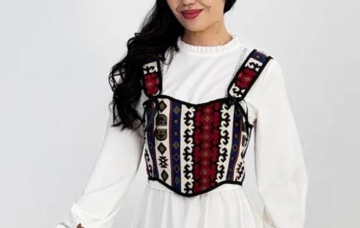 K Kausarito