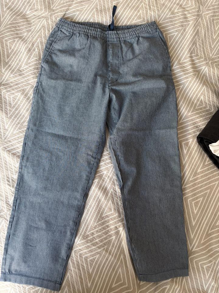 Брюки Uniqlo