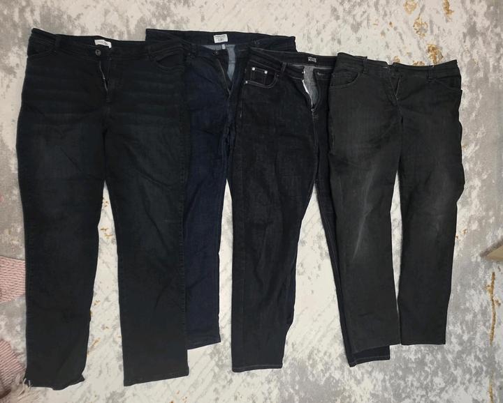 Разные Джинсы 4 пары