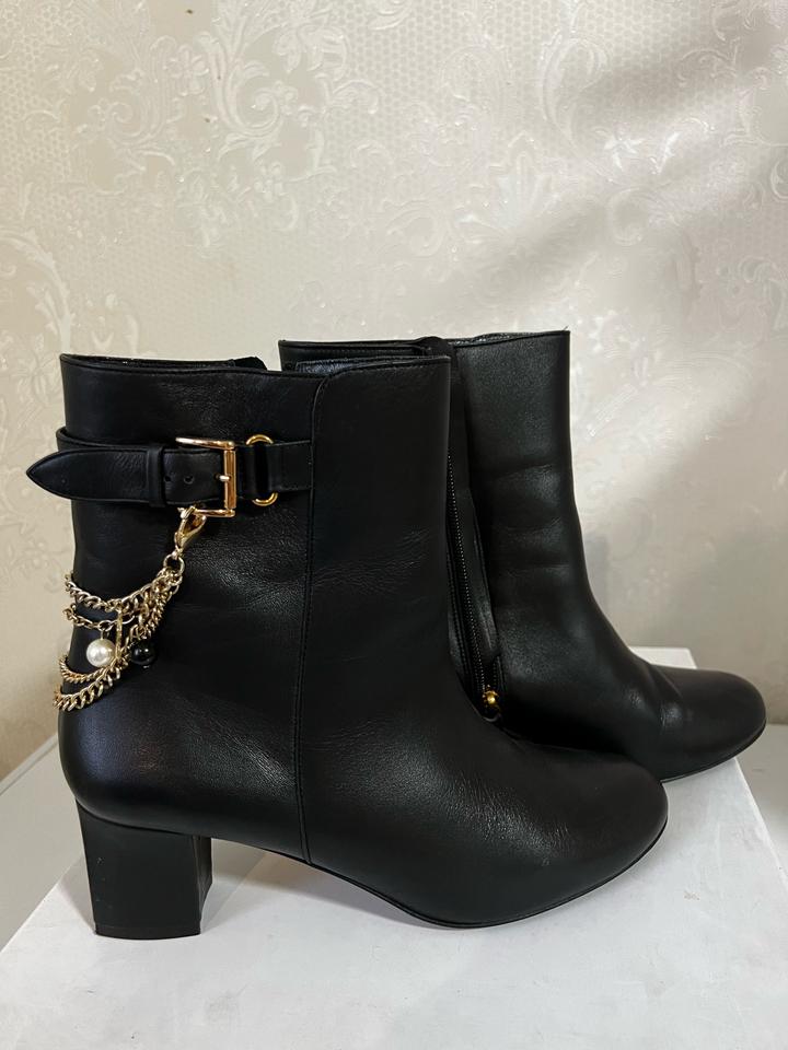 Moschino