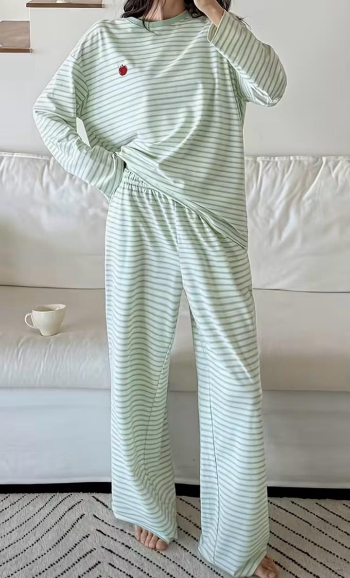 Пижама/ домашний костюм