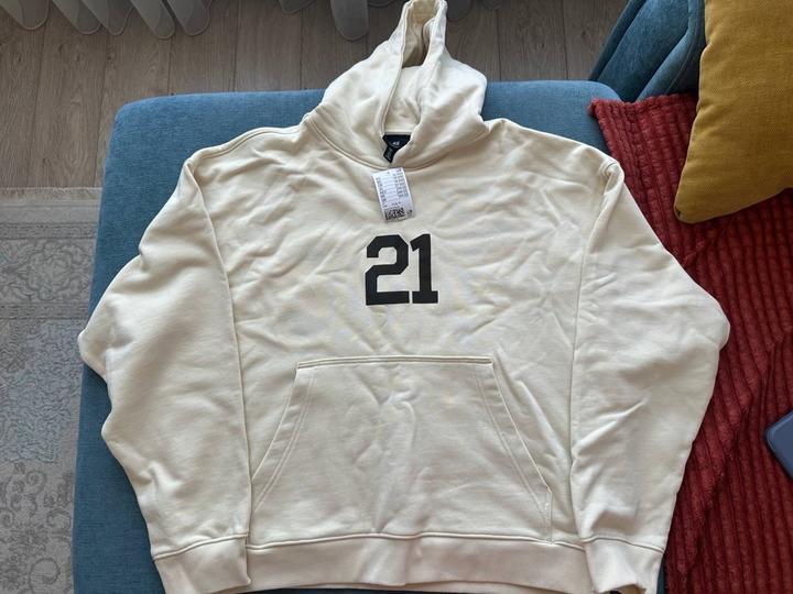 H&M