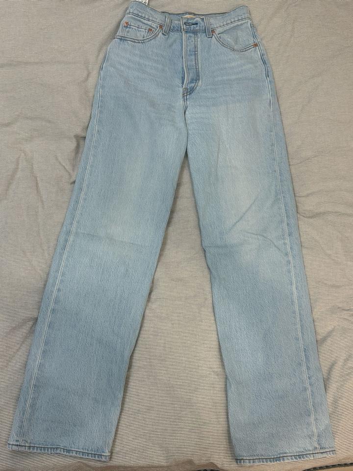 Женские джинсы Levi's Ribcage Straight Ankle