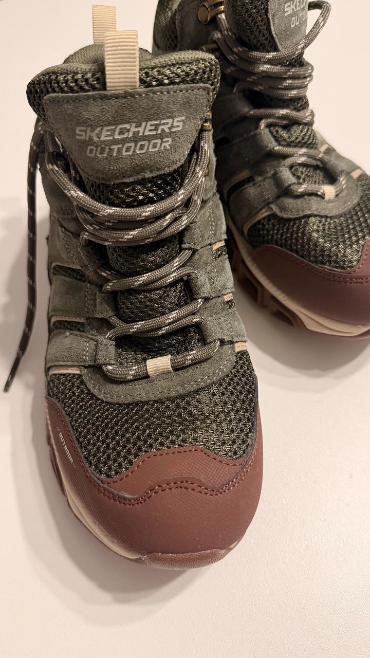Женские ботинки SKECHERS