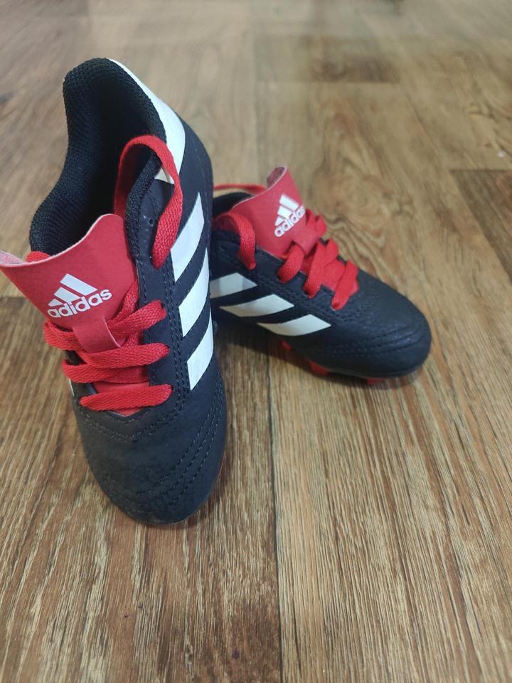 Adidas Футбольные бутсы