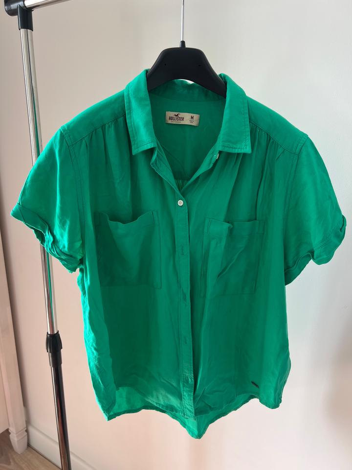 Зеленая блуза Hollister