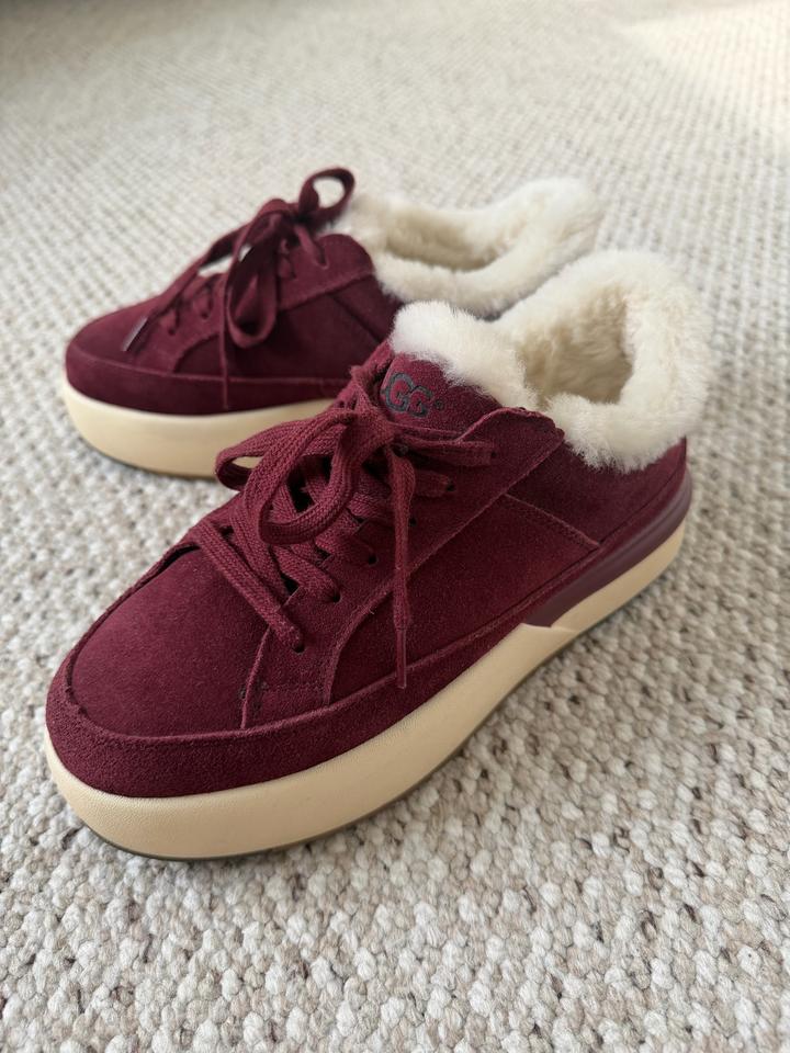 UGG