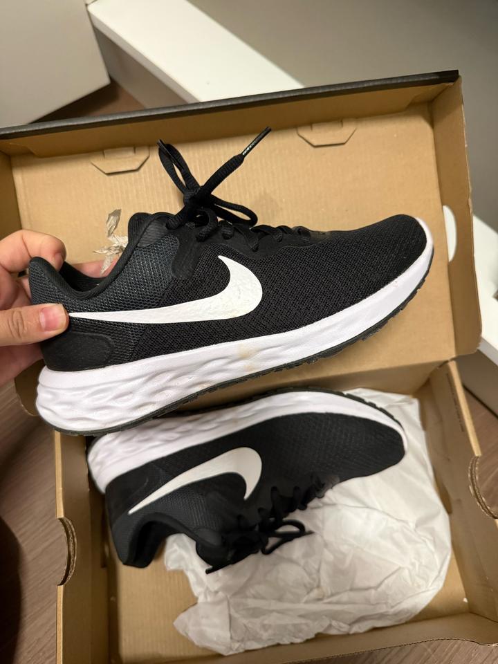 Кроссовки Nike