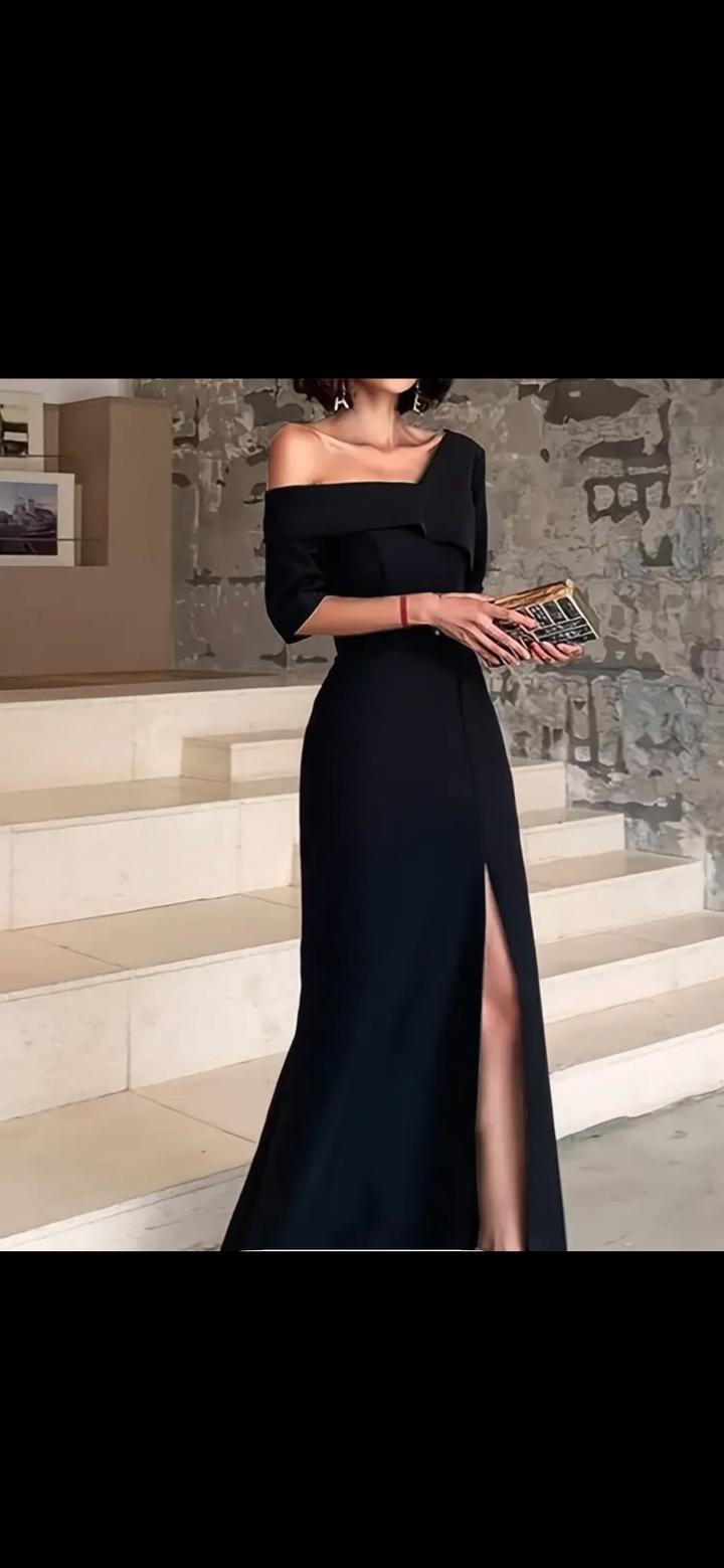 Черное вечернее платье с разрезом