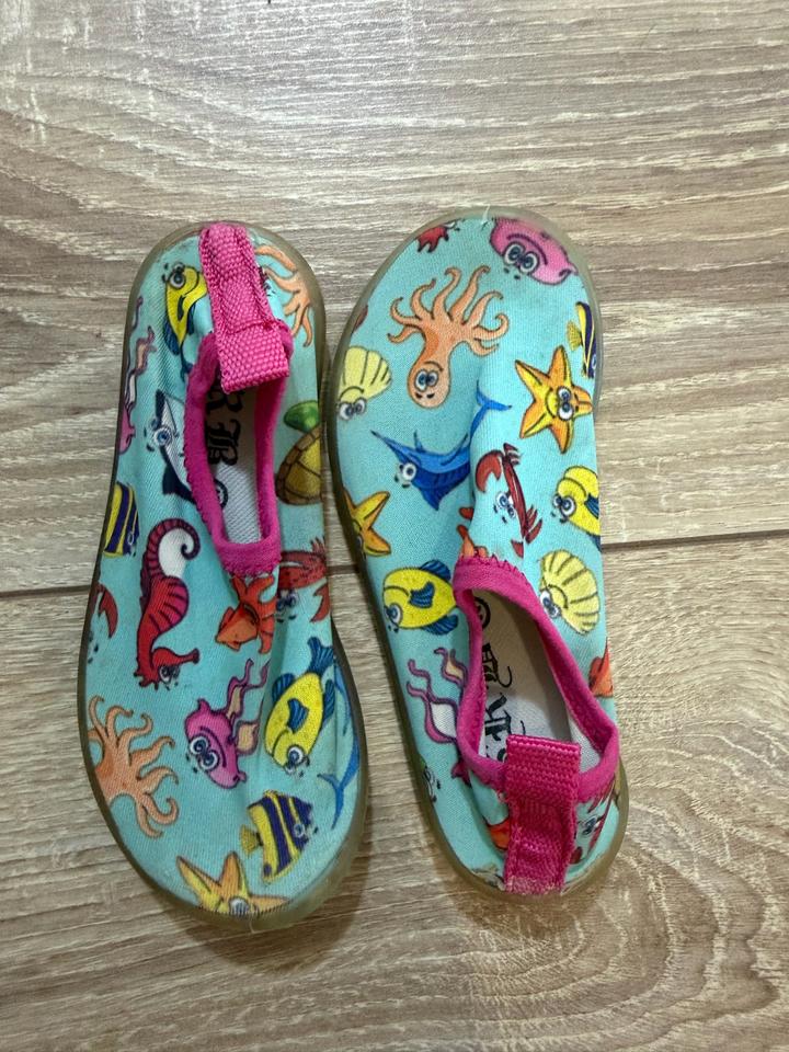 Аквашузы Skechers для детей с принтом рыбок