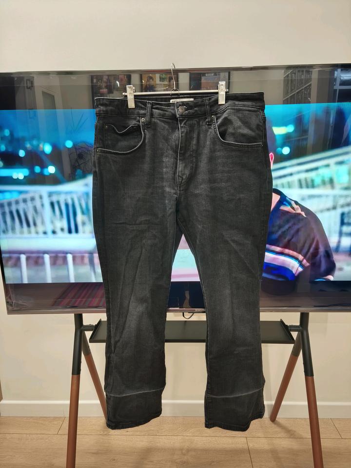 Джинсы Zara